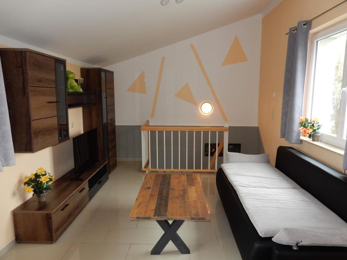 Apartment Haus 25 Velten Bagian luar foto